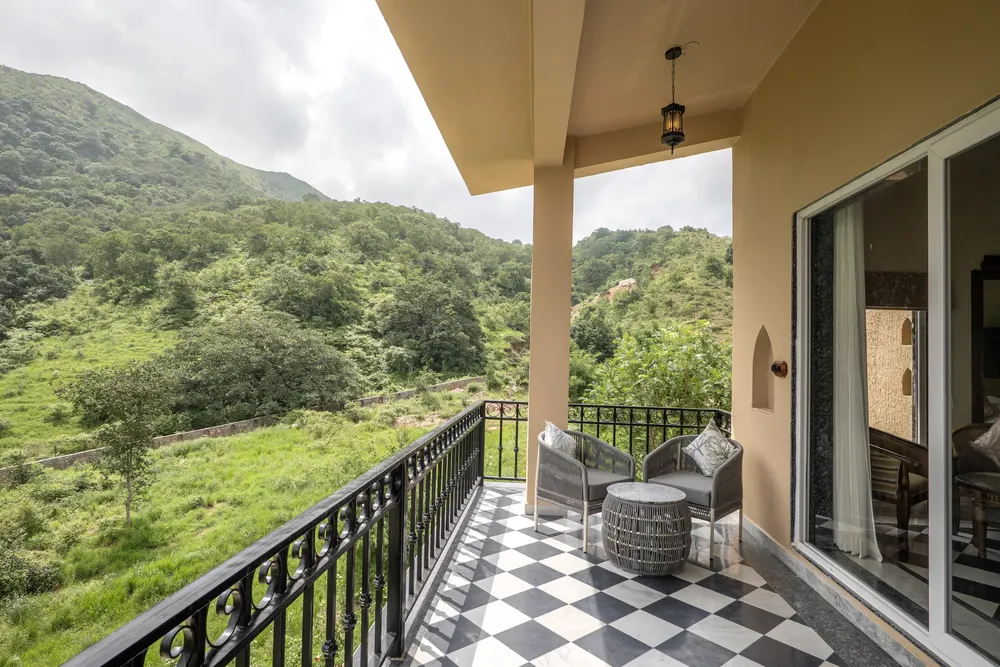 The balcony and the Aravallis