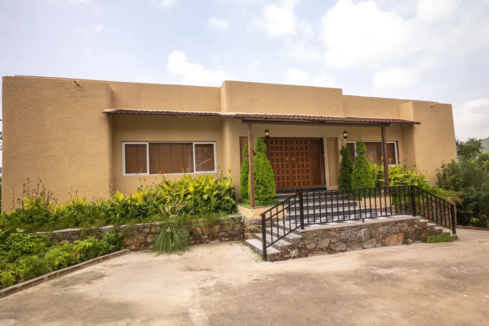 The private entrance