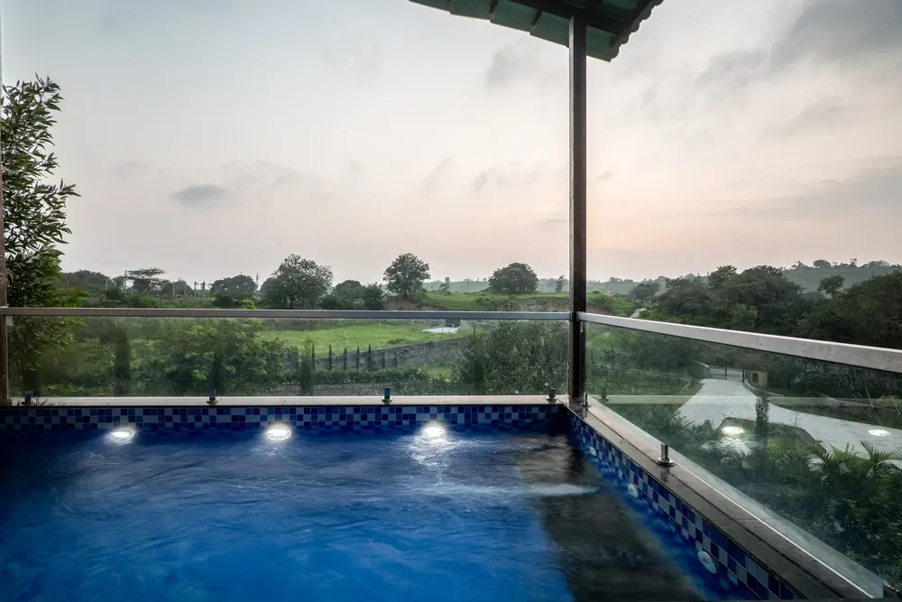 The plunge pool at Moomal–Mahinder
