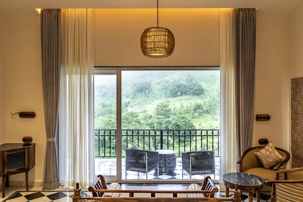 Bedroom, second suite